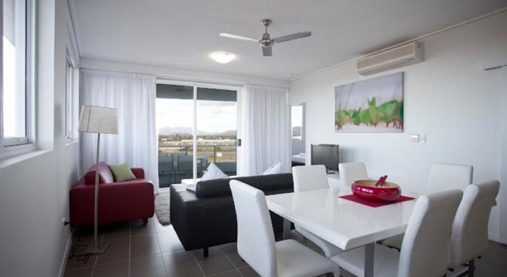 Central Holborn Apartments Таунсвил Екстериор снимка