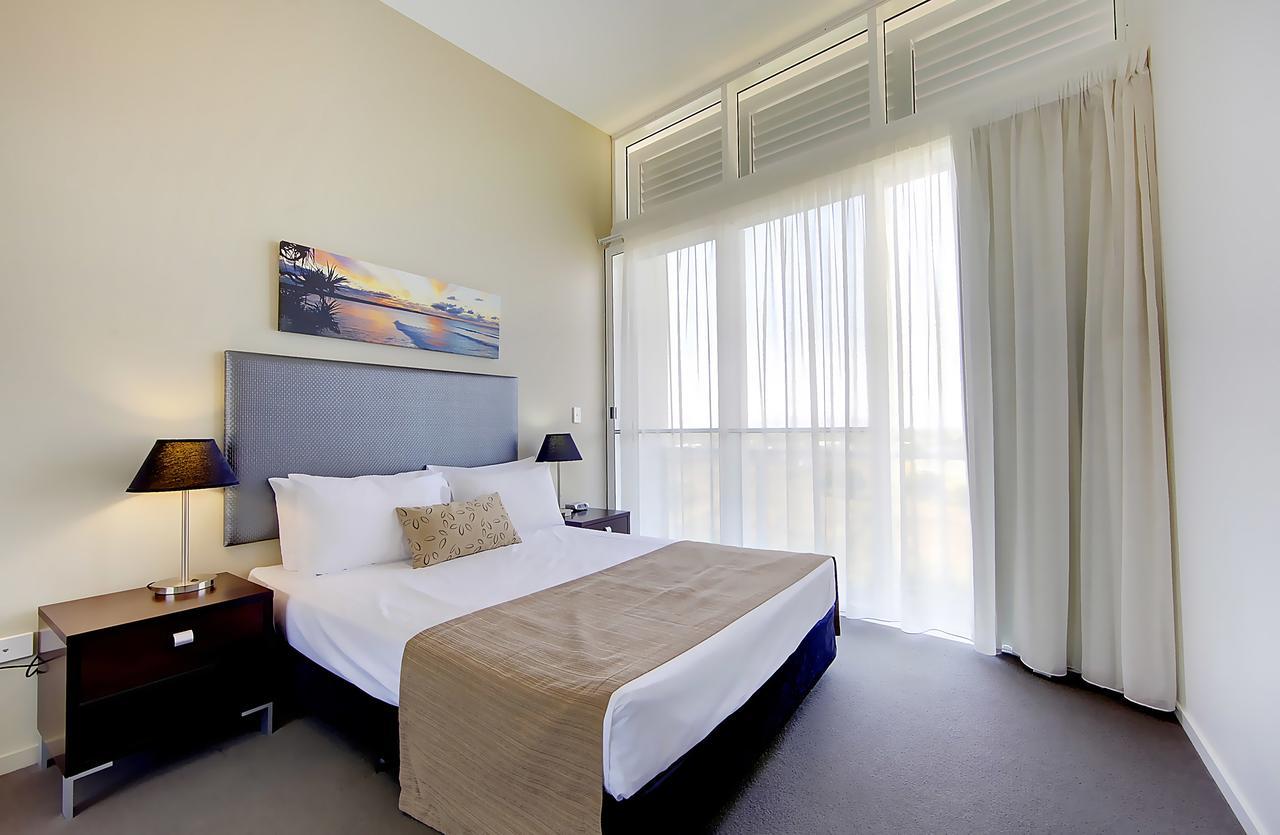 Central Holborn Apartments Таунсвил Екстериор снимка