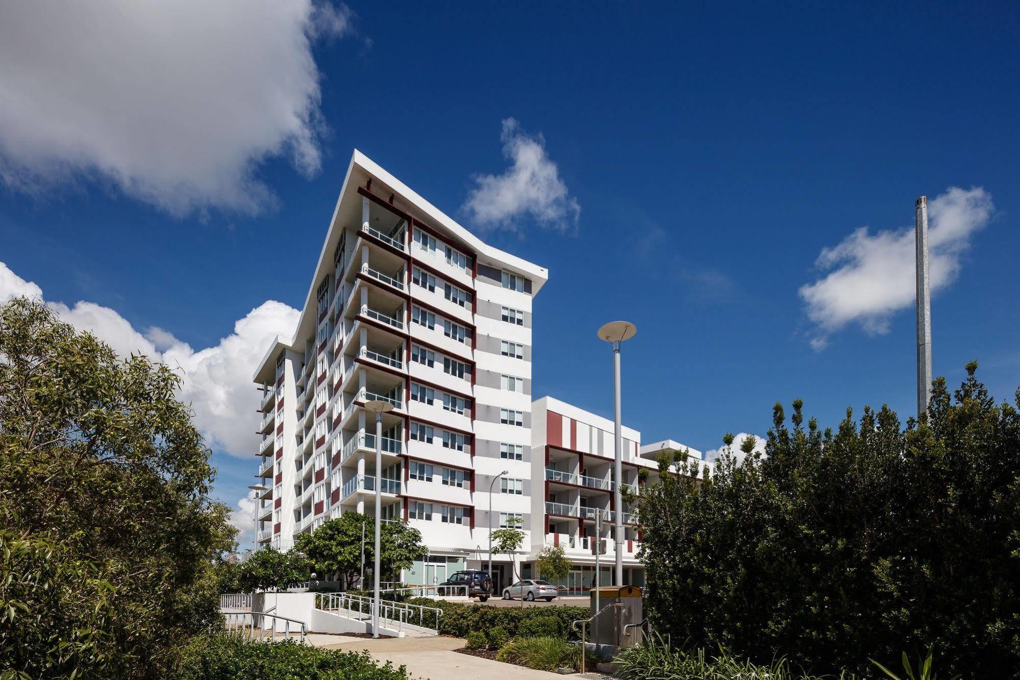 Central Holborn Apartments Таунсвил Екстериор снимка